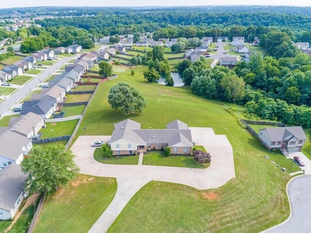 The Residence At Hilltop Acres - Clarksville, Tn Eksteriør bilde
