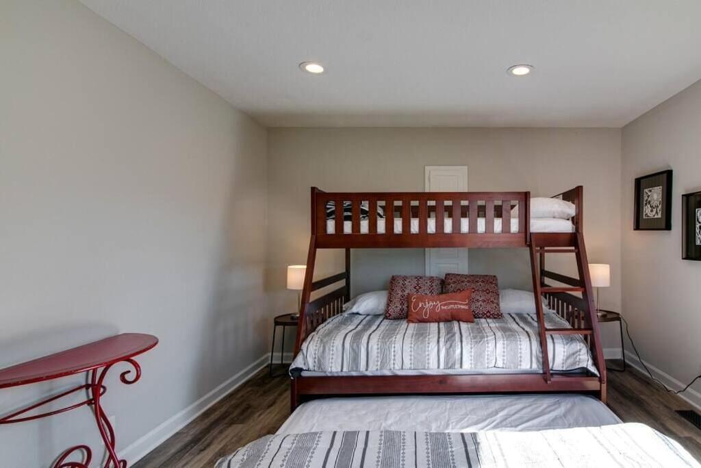 The Residence At Hilltop Acres - Clarksville, Tn Eksteriør bilde